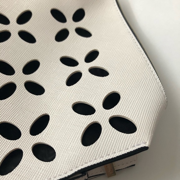 Estée Lauder Cosmetics Pouch - Picture 3 of 5